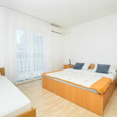 Mijo Apartment *