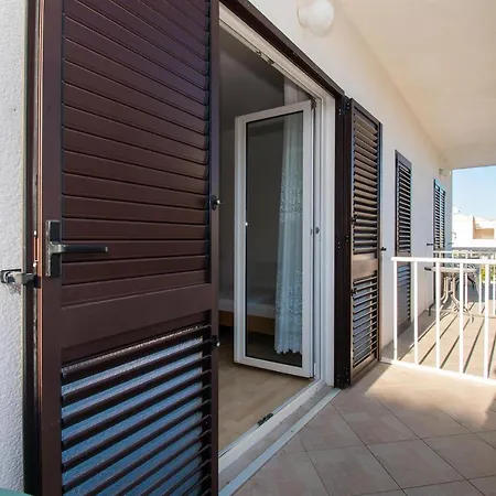 Apartment Mijo Vodice